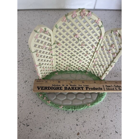 Precious Moments Collection Bridal Party Trellis Cake Topper Figure Not Included - Picture 9 of 10
